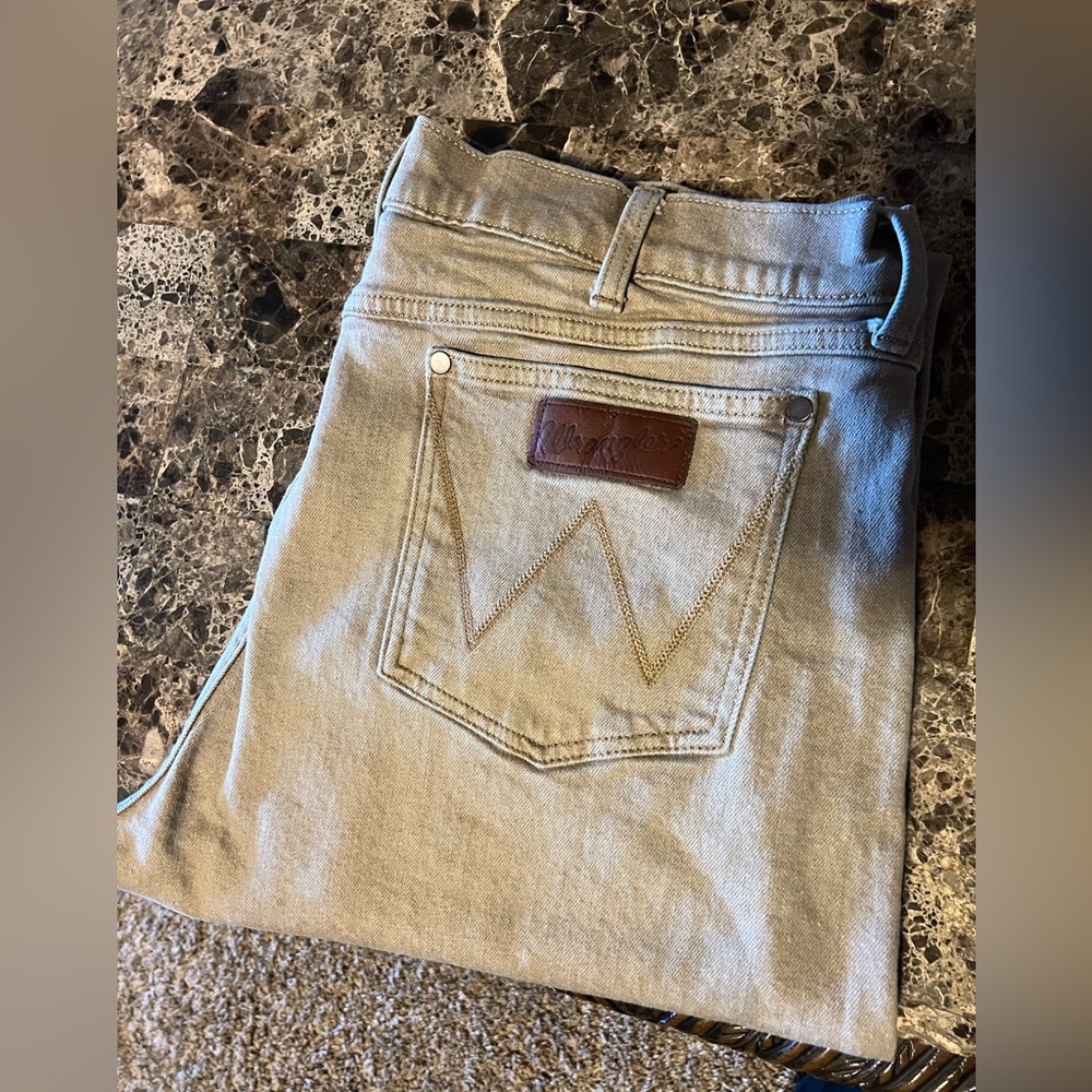 Men’s Wrangler Jeans